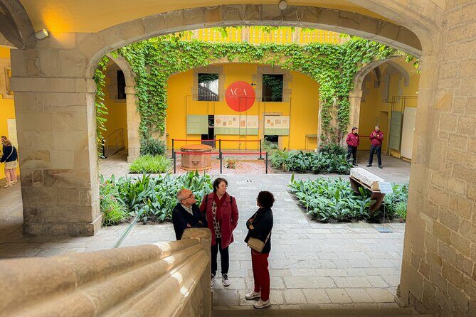 3-Hour Private Guided Walking Tour of Barcelona - Basilica de Santa Maria del Pi: the sweet spot between famous and personal