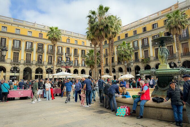 3-Hour Private Guided Walking Tour of Barcelona - Plaça de Sant Jaume and Plaça del Rei: the power heart in stone