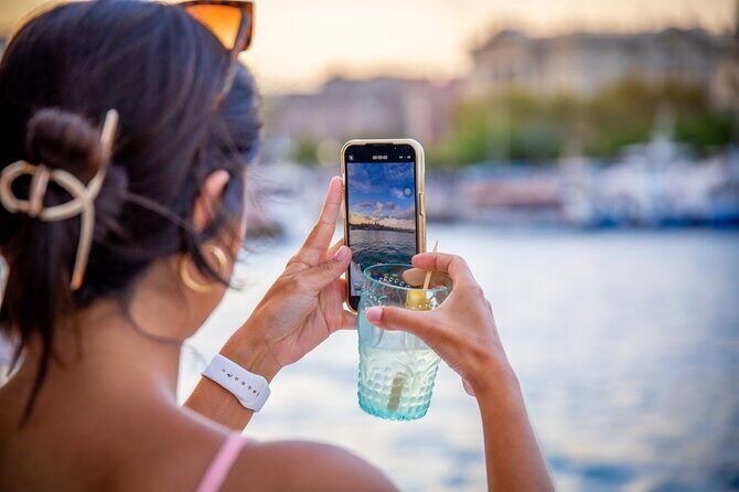 A 2 hours Local Tapas and sailing adventure in Barcelona - Guides, humor, and why the group stays small for a reason