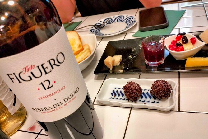 A Taste of Catalan Elegance: Private Wine Tasting in Barcelona - The Grand Finale: Local and Spanish Tapas to Keep It Moving