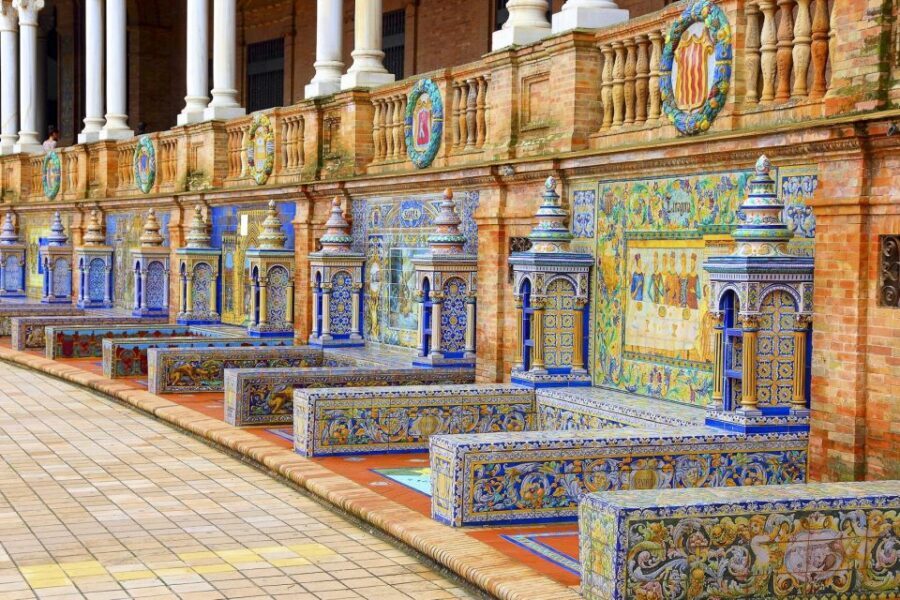 Andalusia and Barcelona 7-Day Package Tour From Madrid - La Mancha to Córdoba: starting with the big Moorish monument