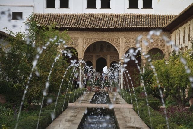 Andalusia and Valencia 6-Day Tour from Barcelona - Starting From Barcelona: The Madrid Stopover Day
