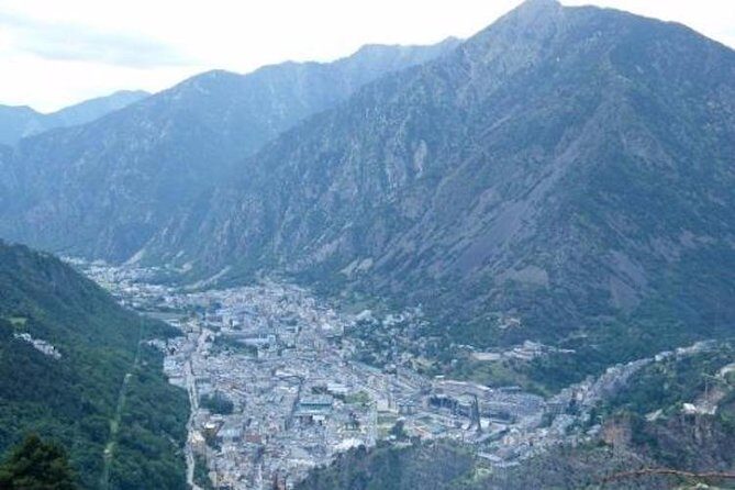 Andorra Private Tour: Sightseeing, Shopping & Traditional Lunch - Stop 1: Església de Sant Miquel d’Engolasters and the Viewpoint Time
