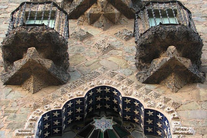 Antoni Gaudí's Torre Bellesguard: A treasure to discover - Your one-hour visit: what happens at Bellesguard