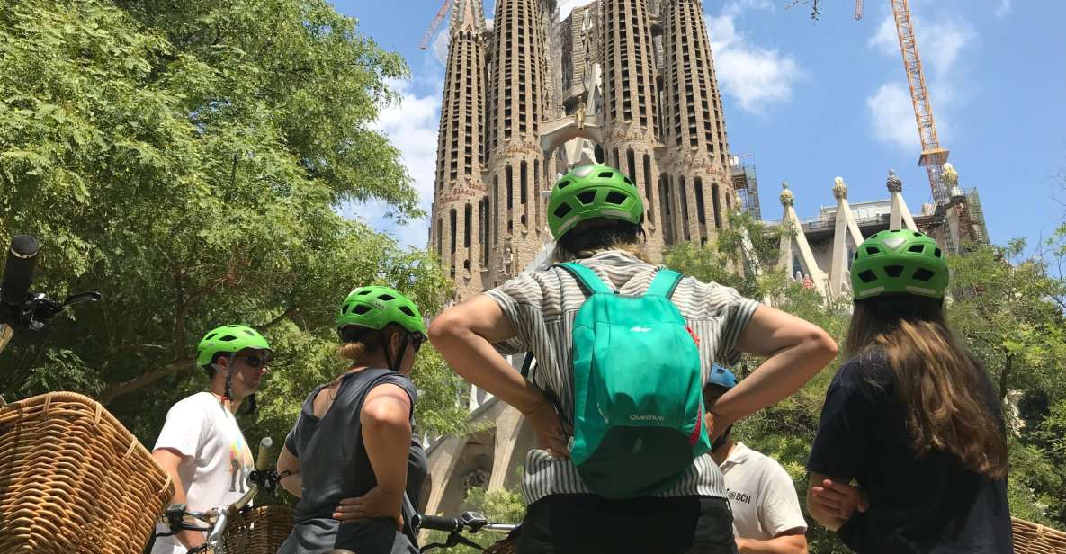 Barcelona: 2.5-Hour Bike or E-Bike Historical Tour - Why a Gaudí e-bike tour works so well in Barcelona