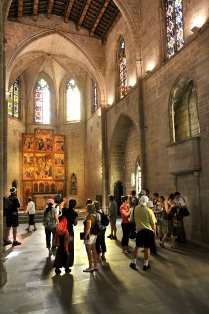Barcelona 2-Hour Gothic Walking Tour - Museu d’Historia de Barcelona: Context in One Guided Stop
