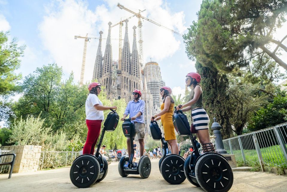 Barcelona: 2,5h Gaudí Segway Tour - La Pedrera (Casa Milà): Why “The Quarry” Still Works