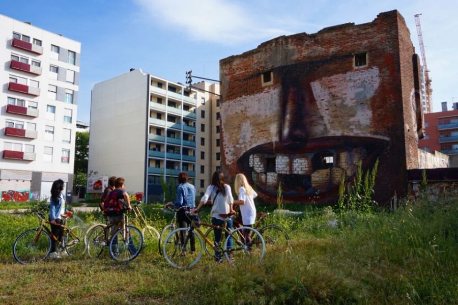 Barcelona: 3.5-Hour Street Art Tour by Bamboo Bike - Practical tips so you enjoy the ride more