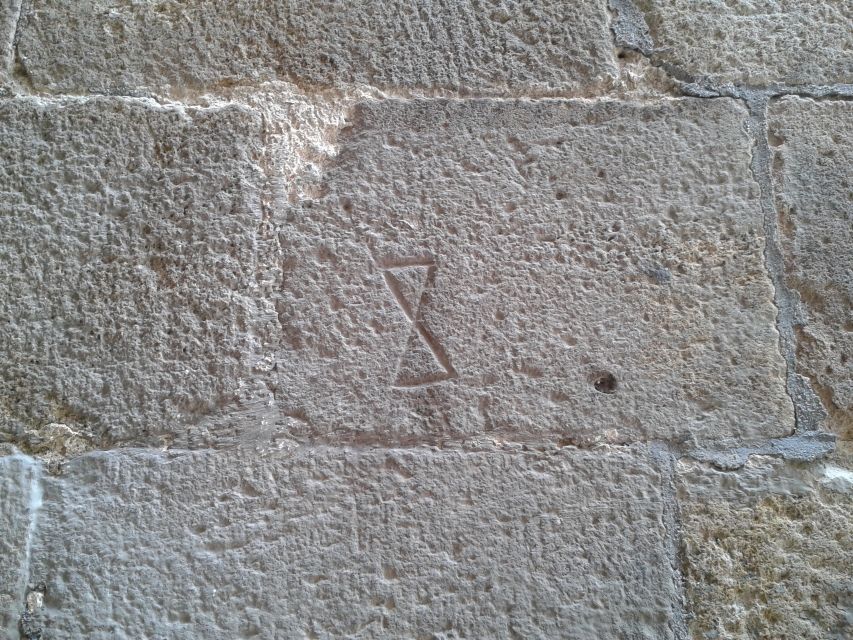 Barcelona: 3-Hour Esoteric, Spiritual & Historical Tour - Templar and Mason symbols in the cathedral: reading stone like a clue