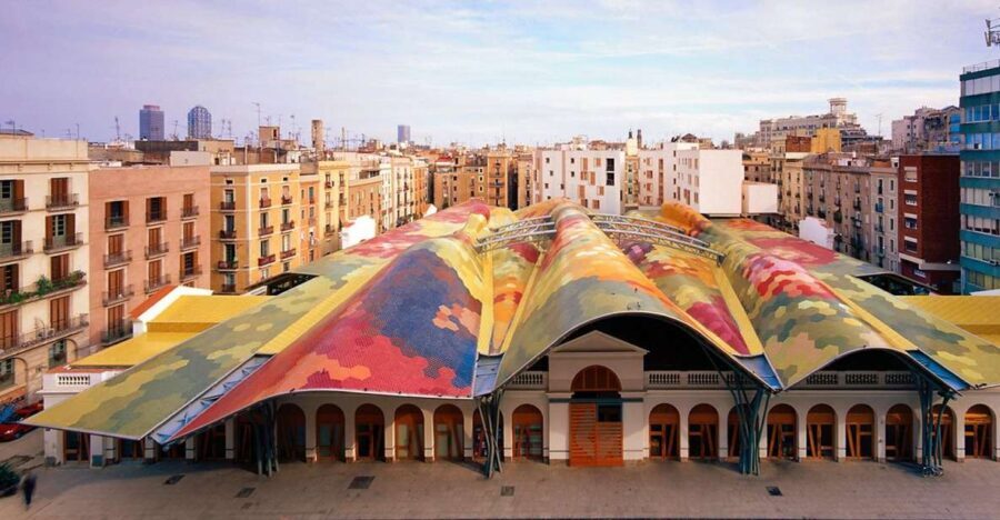 Barcelona: 4-Hour Private Market & Foodie Tour - La Rambla walk: the quick orientation before the eating