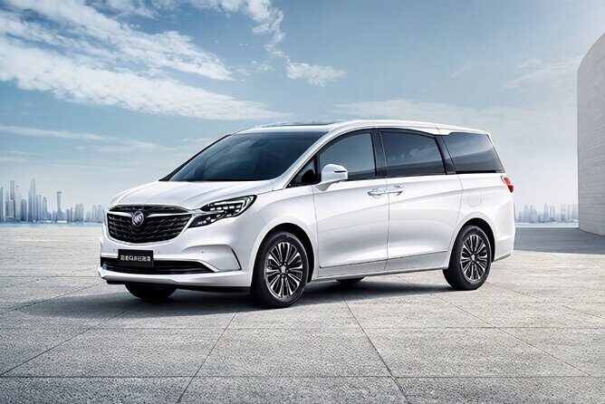 Barcelona Airport (BCN) Private Transfer to Barcelona City/Hotels - Your Driver Contact and Meeting Point: The Timeline You Should Follow