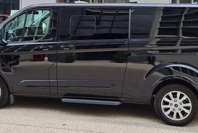 Barcelona Airport Departure Transfers - Families with babies: seats available on request