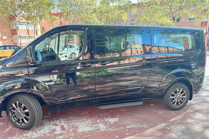 Barcelona Arrival Private Transfer Cruise Port to City Center - Drop-off anywhere in Barcelona’s metropolitan area