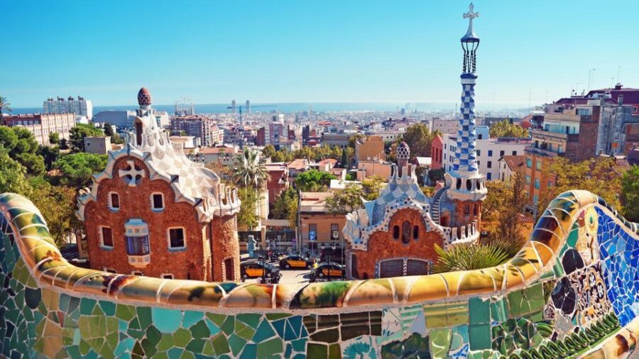 Barcelona Audioguide - TravelMate app for your smartphone - The Barcelona route, stop by stop: what each listed place adds