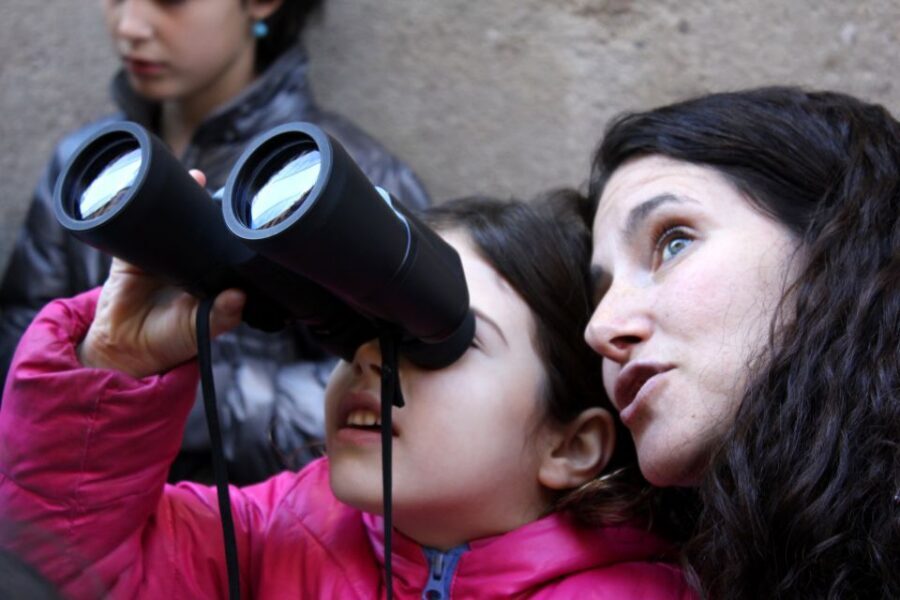 Barcelona: Barrio Gótico Dragon Tour for Families - Getting Personalized: Different Guides, Same Family Focus