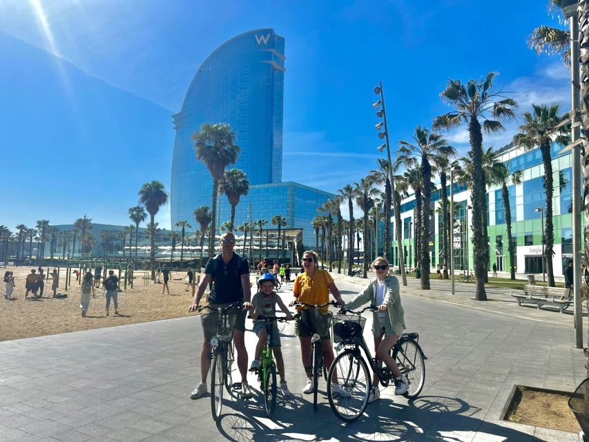 Barcelona: beach E-bike or E-Scooter Tour - Vehicles, gear, and what you actually need to bring