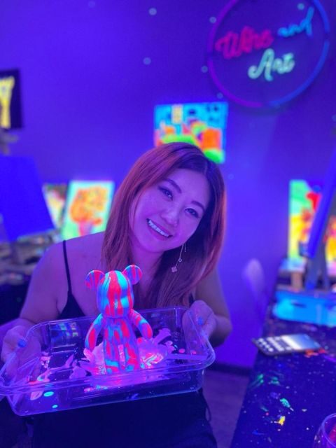 Barcelona: Bear-brick Fluorescent Painting | Wine and Art - Unlimited Wine Changes the Mood (In a Good Way)
