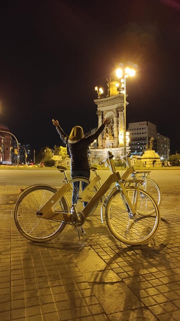 Barcelona Bicycle Tours: Evening City Tour - The Bike Setup: Wood Bicycle, Helmet, and What to Wear