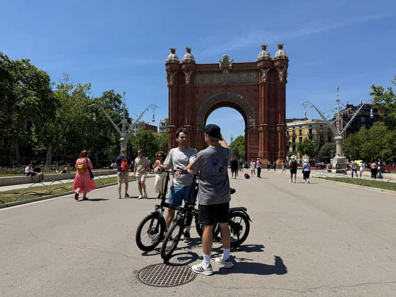 Barcelona: Bike or eBike Tour, Top Sights & Local Insights - Why this 3-hour Barcelona bike route is such a smart fit