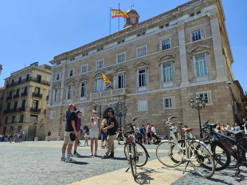 Barcelona: Bike or eBike Tour, Top Sights & Local Insights - Safety and navigation: why the guide makes the difference