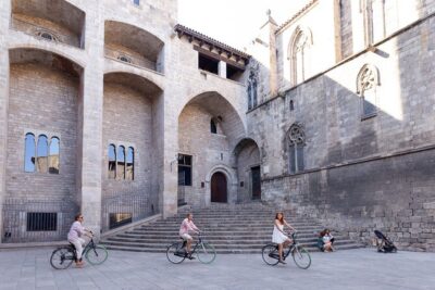Barcelona Bike Tour: Your First Time Highlights with Locals - Cathedral Quarter to Palau de la Música Catalana: Big Style Without the Rush