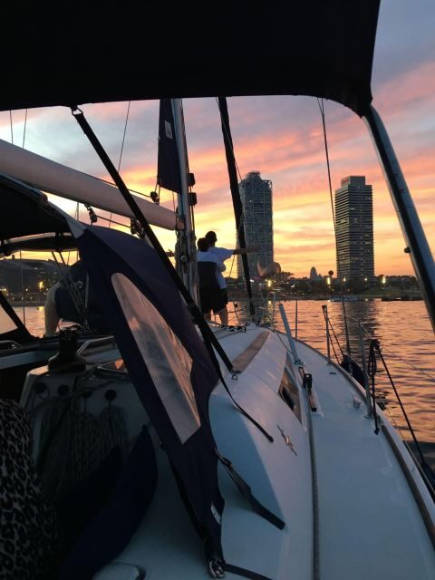 Barcelona: Boat trip with cava in amazing sailboat - Olympic Port and the coast loop: where the city looks bigger