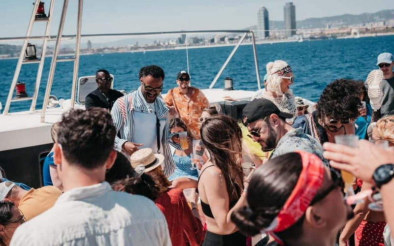 Barcelona: Brunch Boat Party with Drinks and DJ - Who should book this and who should skip it