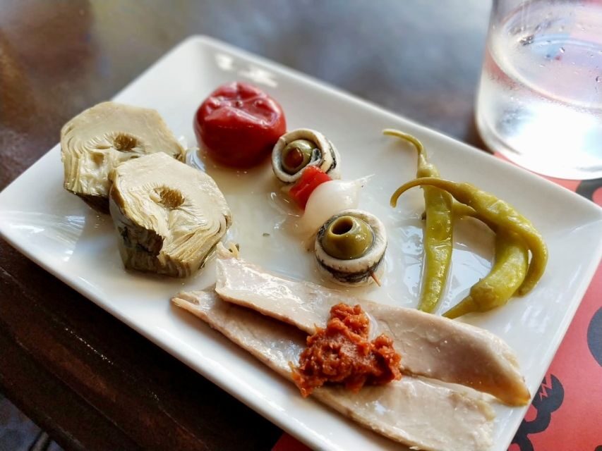 Barcelona Brunch Food Tour of Local Cafés & Neighborhoods - Why Barcelona brunch tastes different