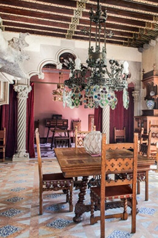 Barcelona: Casa Amatller Guided Visit with Chocolate Gift - Conservation rules inside the house: shoe covers and footwear