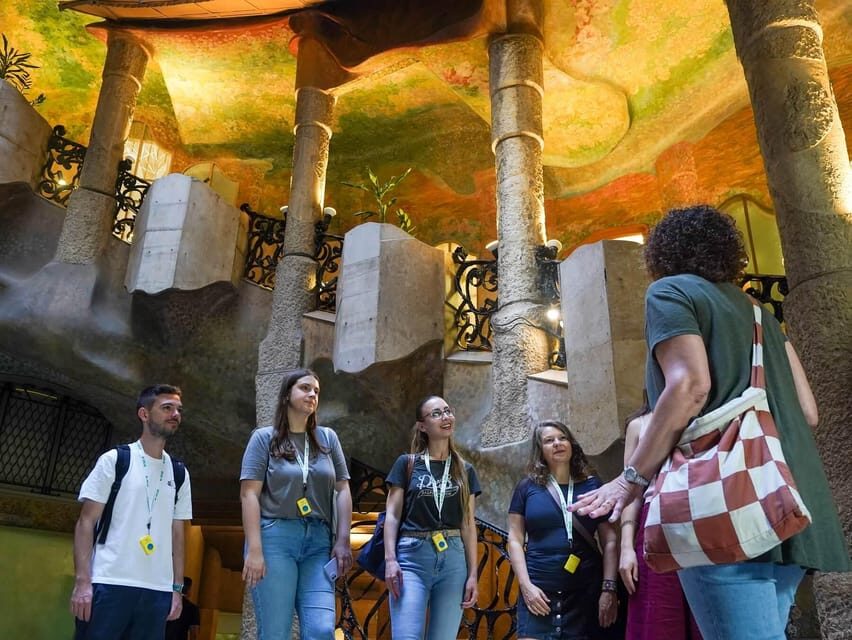 Barcelona: Casa Batlló, Casa Milà & Casa Vicens Guided Tour - The blue courtyard and the dragon rooftop experience