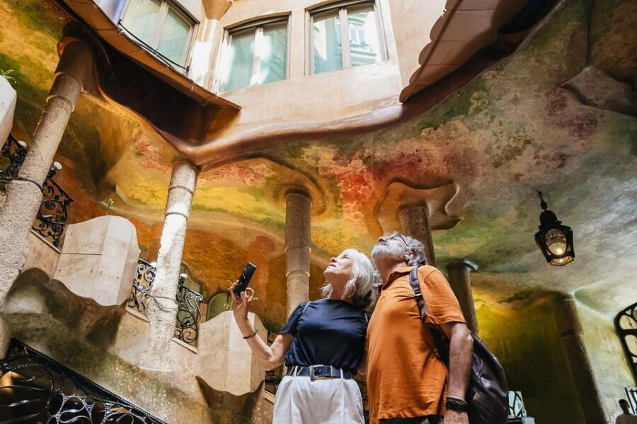 Barcelona: Casa Milà Early-Morning Access Guided Tour - Rooftop terrace views: your reward for showing up early
