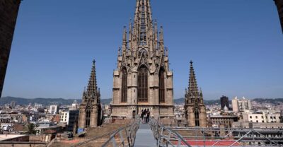 Barcelona: Cathedral of Barcelona Entry Ticket - From Pieta and Saint Eulalia to Romanesque Details