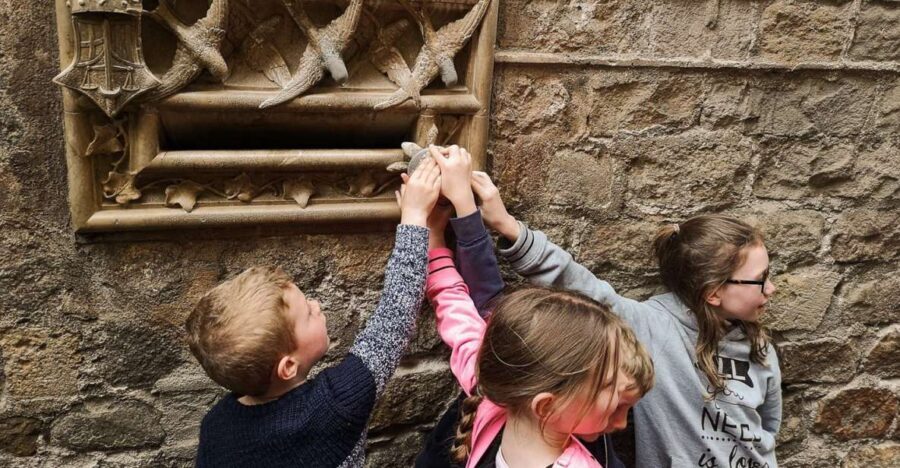 Barcelona: Churros, Hot Chocolate, and Games Family Tour - What makes this family tour work (games, food, and real neighborhood pacing)