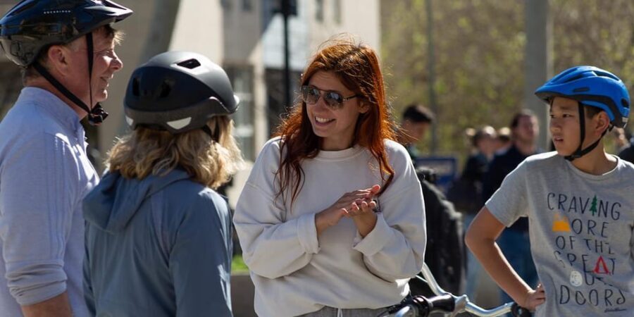 Barcelona: City Highlights Bike Tour with Locals - Spanish vs Catalan culture: a lesson you’ll actually remember