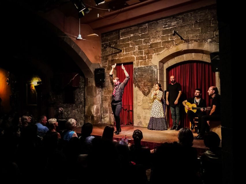Barcelona: City Tour & Flamenco Show with Wine & Tapas - A 3-hour plan that strings Barcelona’s best blocks together