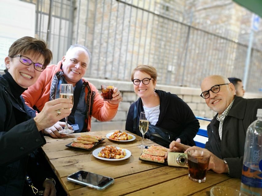 Barcelona: City Tour & Flamenco Show with Wine & Tapas - Drinks and tapas: what’s included and how to avoid overdoing it