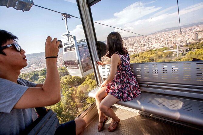 Barcelona City Walk with Montjuïc Castle & Cable Car Guided Tour - Montjuïc Castle and dungeons: Exclusive access with a guide’s context