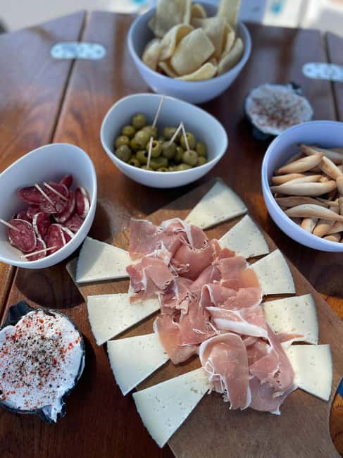 Barcelona: Coastline Sailing with Swim Toys w/ Food & Drinks - What to pack (so you don’t spend your holiday hunting)
