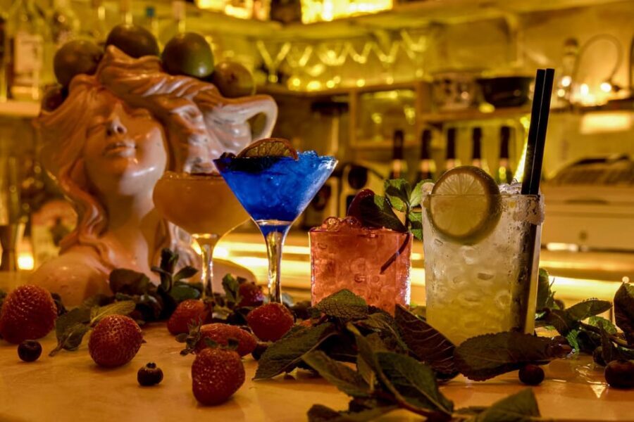 Barcelona: Cocktail Making Class with Tapas - Tapas with your cocktails: food that helps you pace
