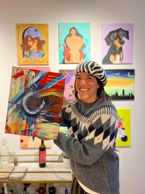 Barcelona: Create your own souvenir! Wine, Paint and Music! - Finding Frida Estudio in Gràcia