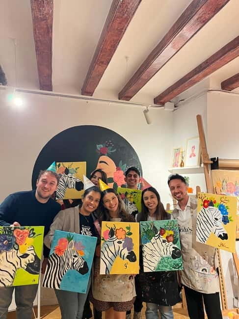 Barcelona: Create your own souvenir! Wine, Paint and Music! - The studio vibe: art help, music, and bottomless wine