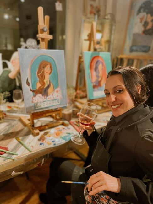 Barcelona: Create your own souvenir! Wine, Paint and Music! - What the 2.5 to 3 hour session actually feels like