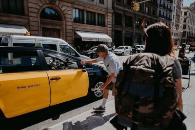 Barcelona Cruise Port to Airport Private Transfers - Meeting Your Driver: WhatsApp, Phone, and the No-Guesswork Plan