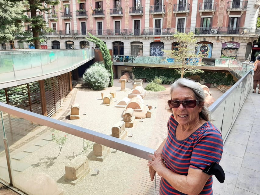 Barcelona: Curious Legends and Traditions of Old Town Tour - Why Barcelona Legends Feel More Real on Foot