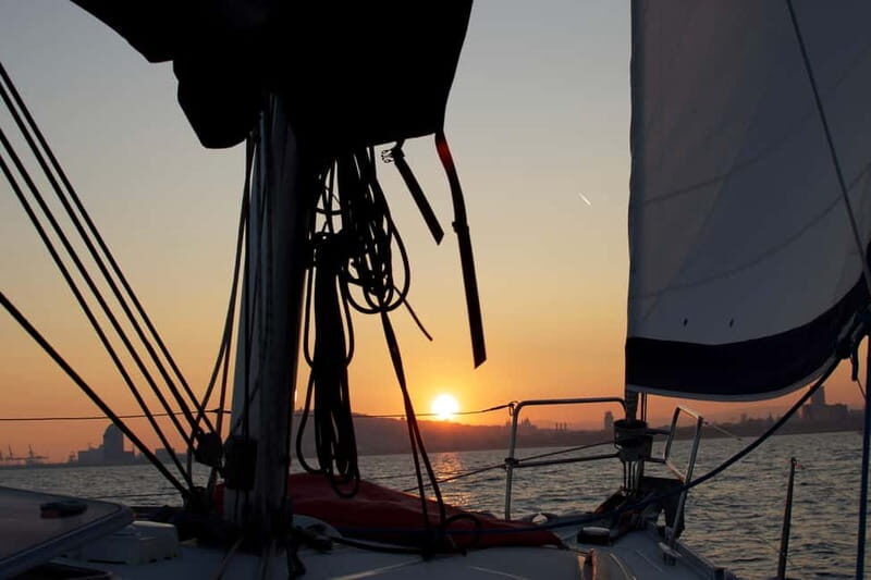 Barcelona: Daytime or Sunset Cruise with Drinks - Who this cruise suits best (and who should think twice)