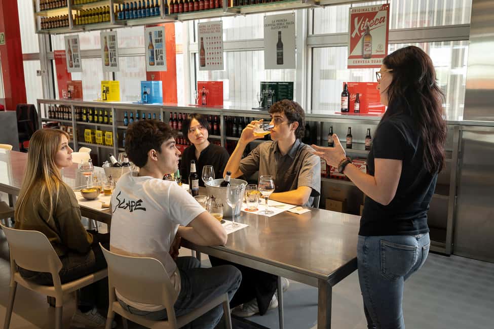 Barcelona: Estrella Damm Brewery Guided Tour with Tasting - Getting to El Prat from Barcelona without headaches
