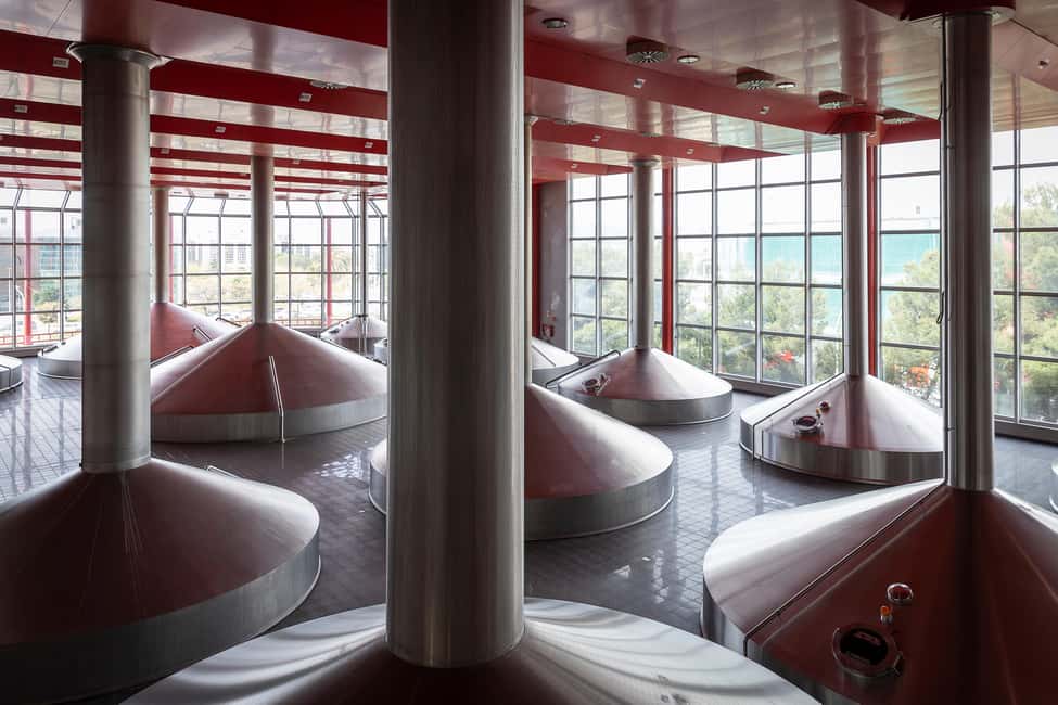 Barcelona: Estrella Damm Brewery Guided Tour with Tasting - Days when you might see less factory action