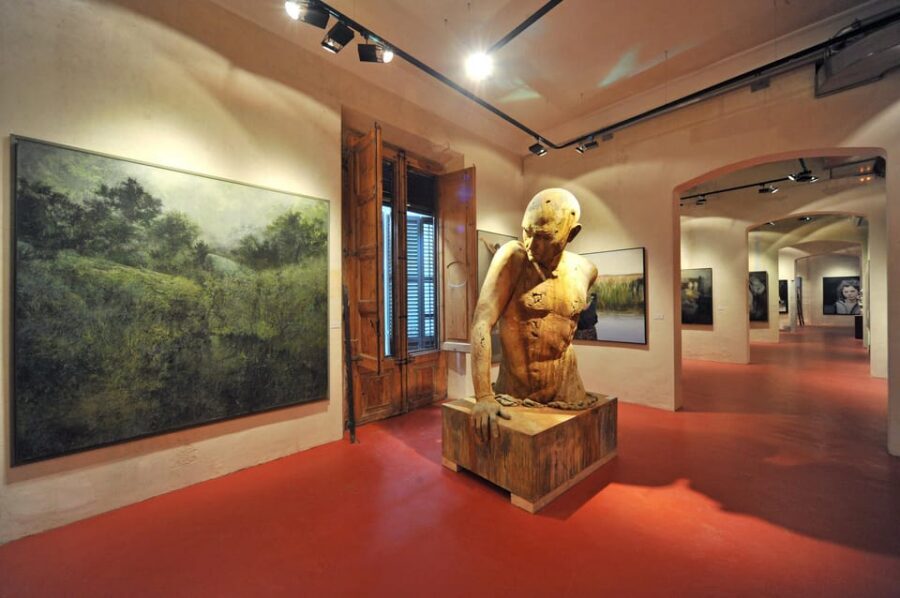Barcelona: European Museum of Modern Art Entry Ticket - What you’ll see: contemporary figurative art, not abstract-only
