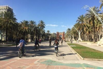 Barcelona Evening Small Group Bike Tour with Cava | with Private Option - Inner Harbor to Barceloneta: triangular land and narrow alley charm