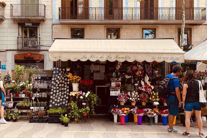 Barcelona Evening Tour, Flamenco Show & Tapas - Pace, small group comfort, and how to stay oriented